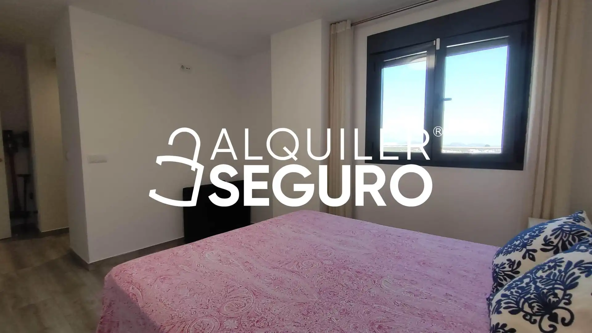 Schlafzimmer von Dachboden zur Miete in Sagunto / Sagunt mit Klimaanlage, Terrasse und Abstellraum
