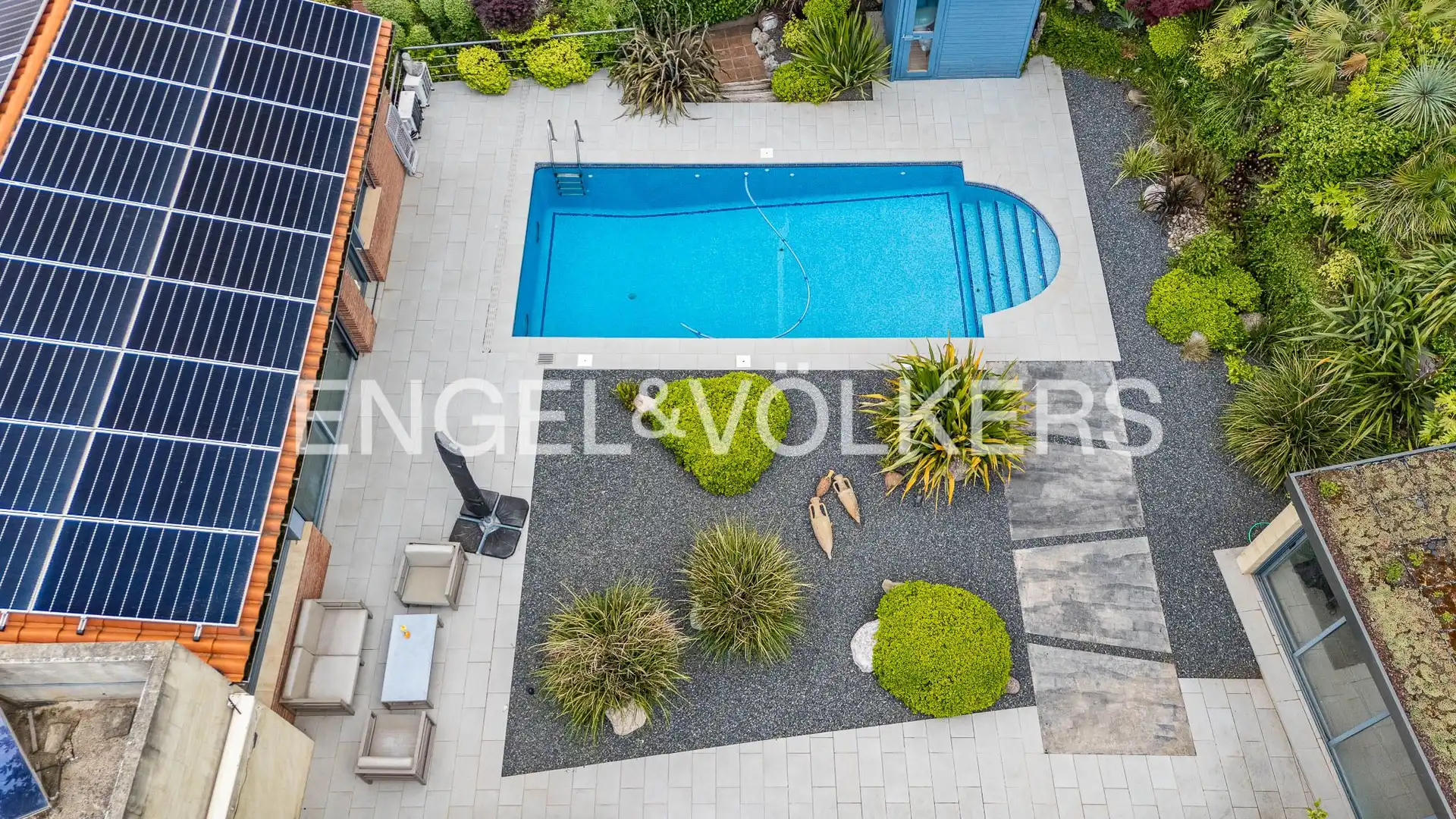 Piscina de Casa o chalet en venta en Matadepera con Aire acondicionado, Calefacción y Jardín privado