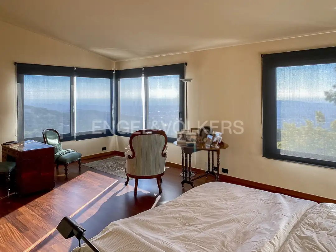 Habitación de Casa o chalet en venta en Barcelona con Calefacción, Jardín privado y Parquet