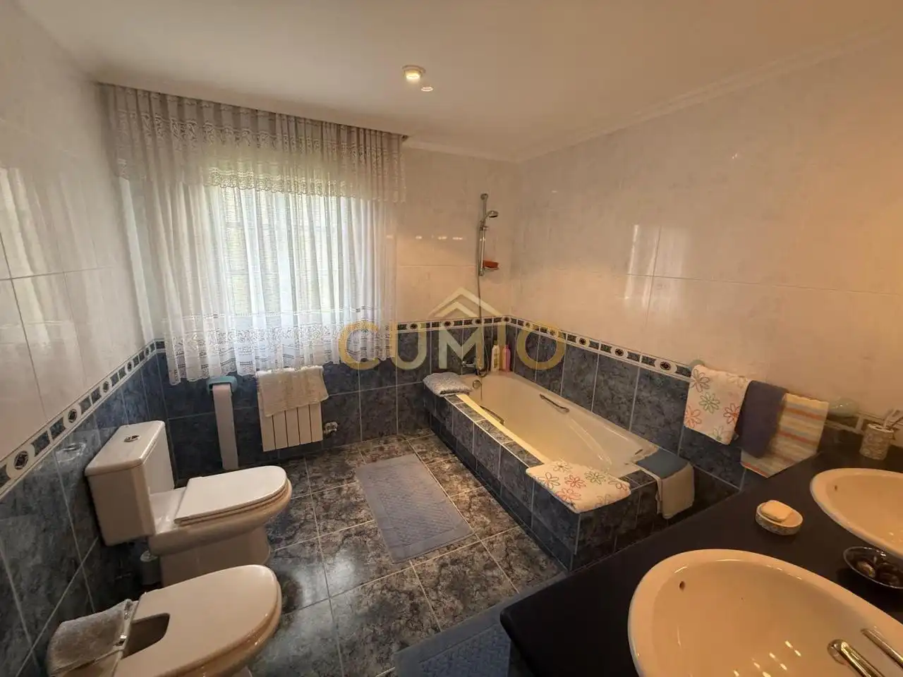 Baño de Casa o chalet en venta en Cotobade con Calefacción, Jardín privado y Parquet
