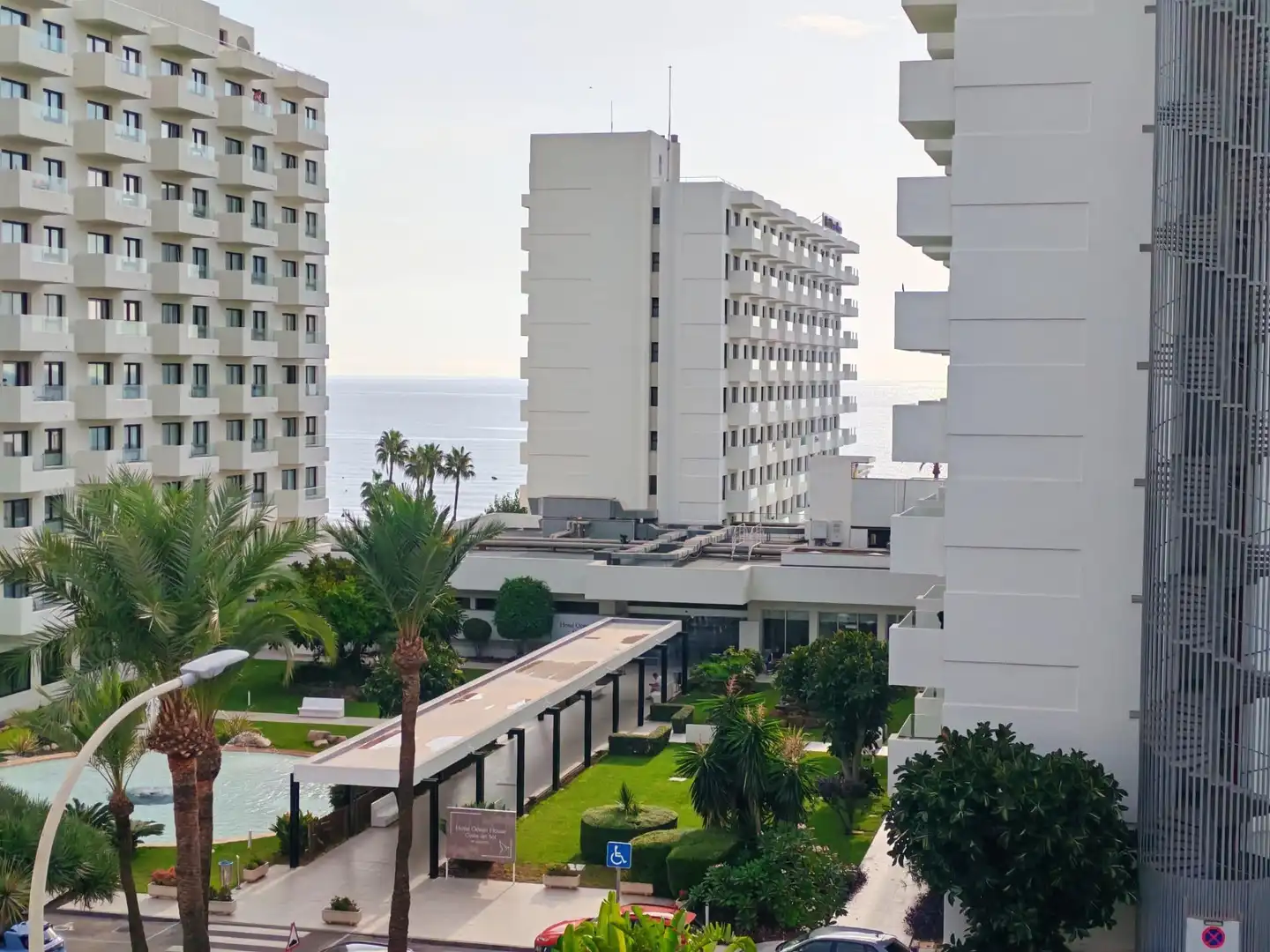 Vista exterior de Dúplex en venda en La Carihuela - Los Nidos