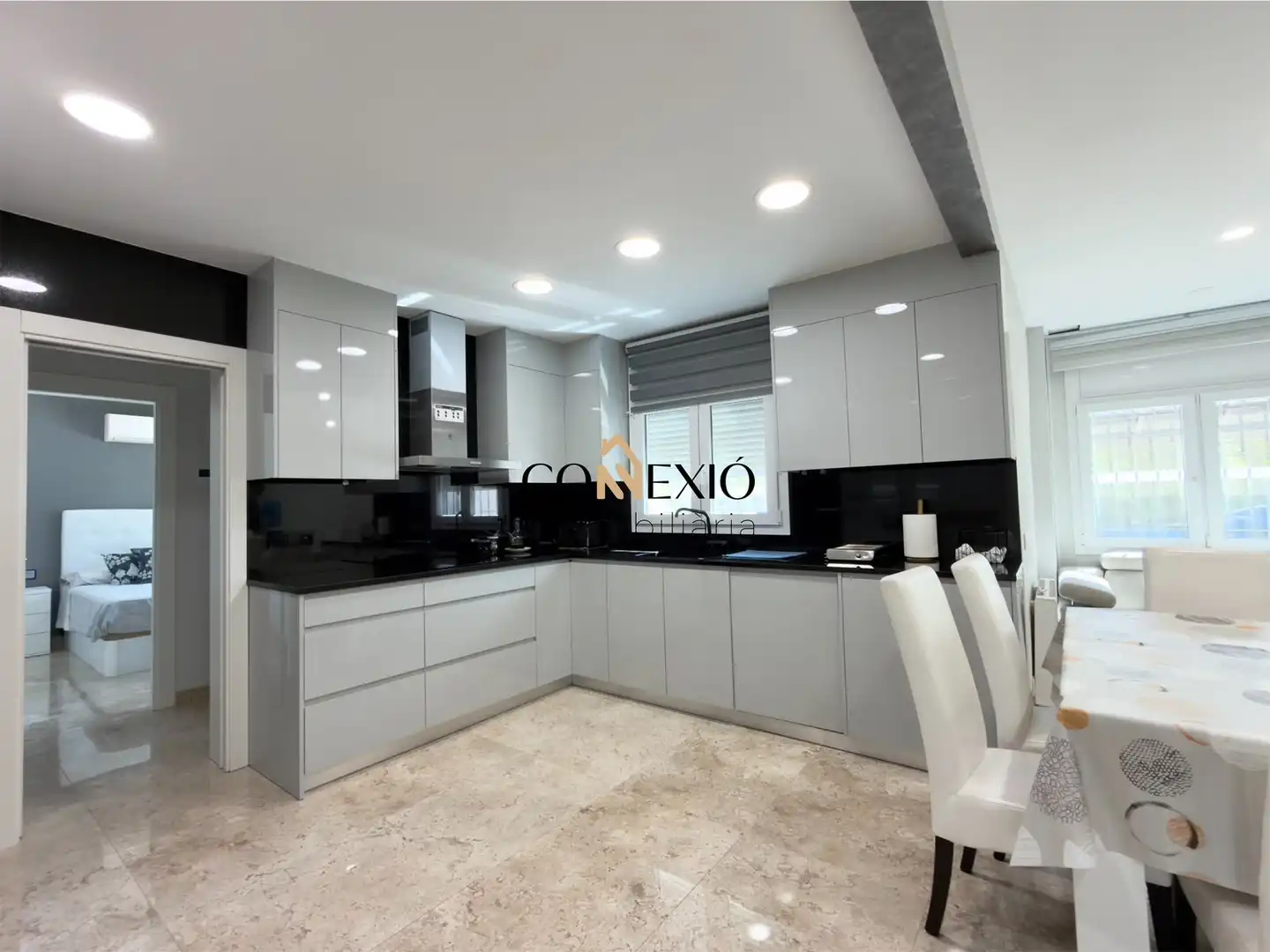 Casa con jardín en venta en Sarrià de Ter, imagen 4