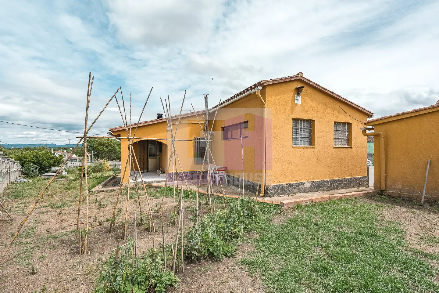 Exterior view of Houses for sale in Caldes de Malavella  with Air Conditioner, Heating and Private garden