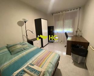 Bedroom of Flat to share in Villaviciosa de Odón  with Heating, Terrace and Furnished