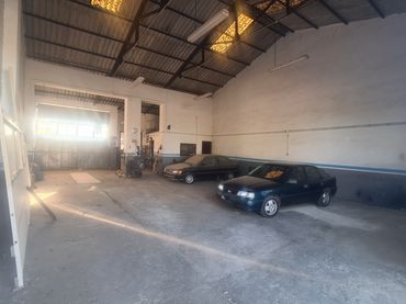 Local comercial en venta en Azuaga
