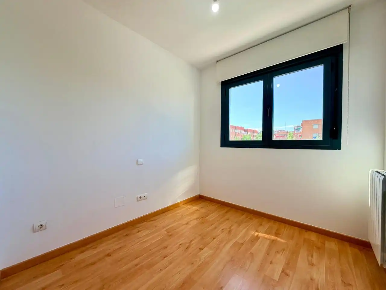 Habitación de Piso en venta en Madrid con Aire acondicionado, Calefacción y Jardín privado