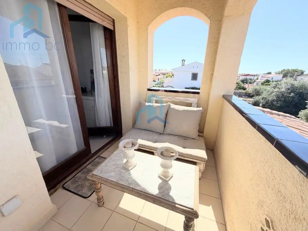 Balcony of Detached homes for sale in Creixell