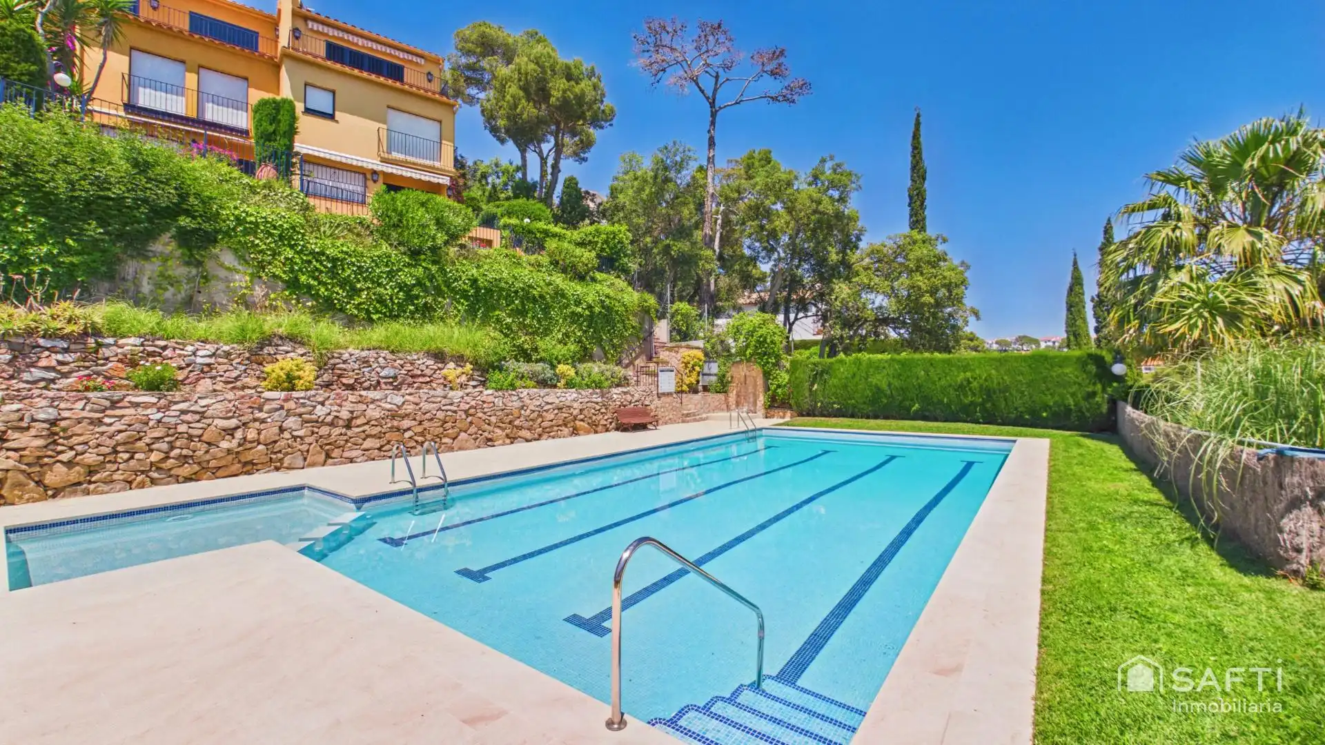 Swimming pool of Detached homes for sale in Palafrugell  with Air Conditioner, Heating and Terrace