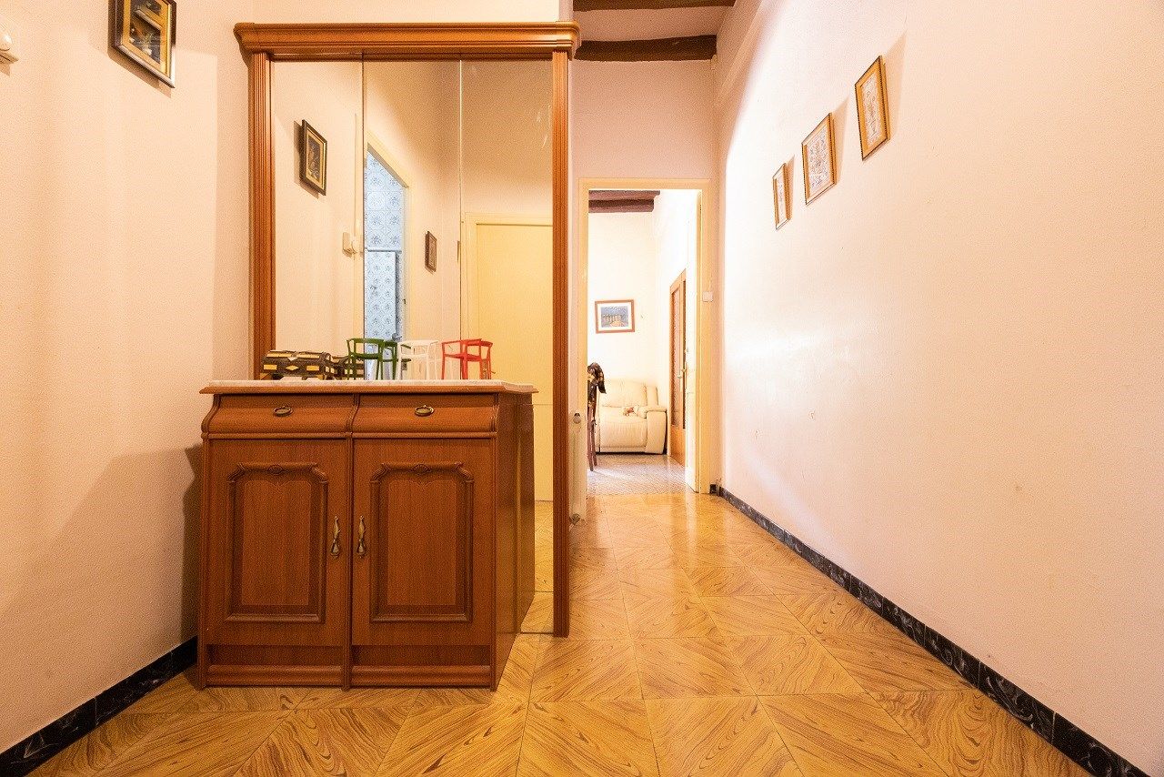 Country house for sale in La Vall d'en Bas  with Heating, Terrace and Storage room