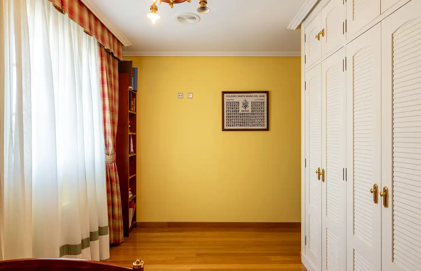 Chalet con terraza en venta en Avenida Rosalía Castro 126, imagen 24