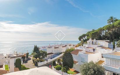 Vista exterior de Casa o xalet en venda en Sant Pol de Mar amb Aire condicionat, Calefacció i Jardí privat