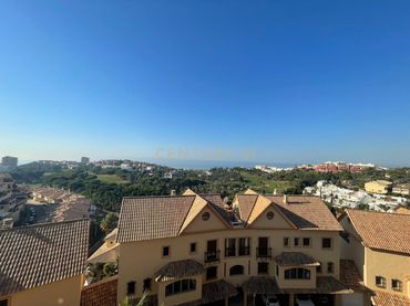 Apartament amb balcó en venda a AR DOÑA MARIA-SUR 3(I) CONJUNTO LAS AMAPOLASBENALMADENA (MÁLAGA) bloque 6