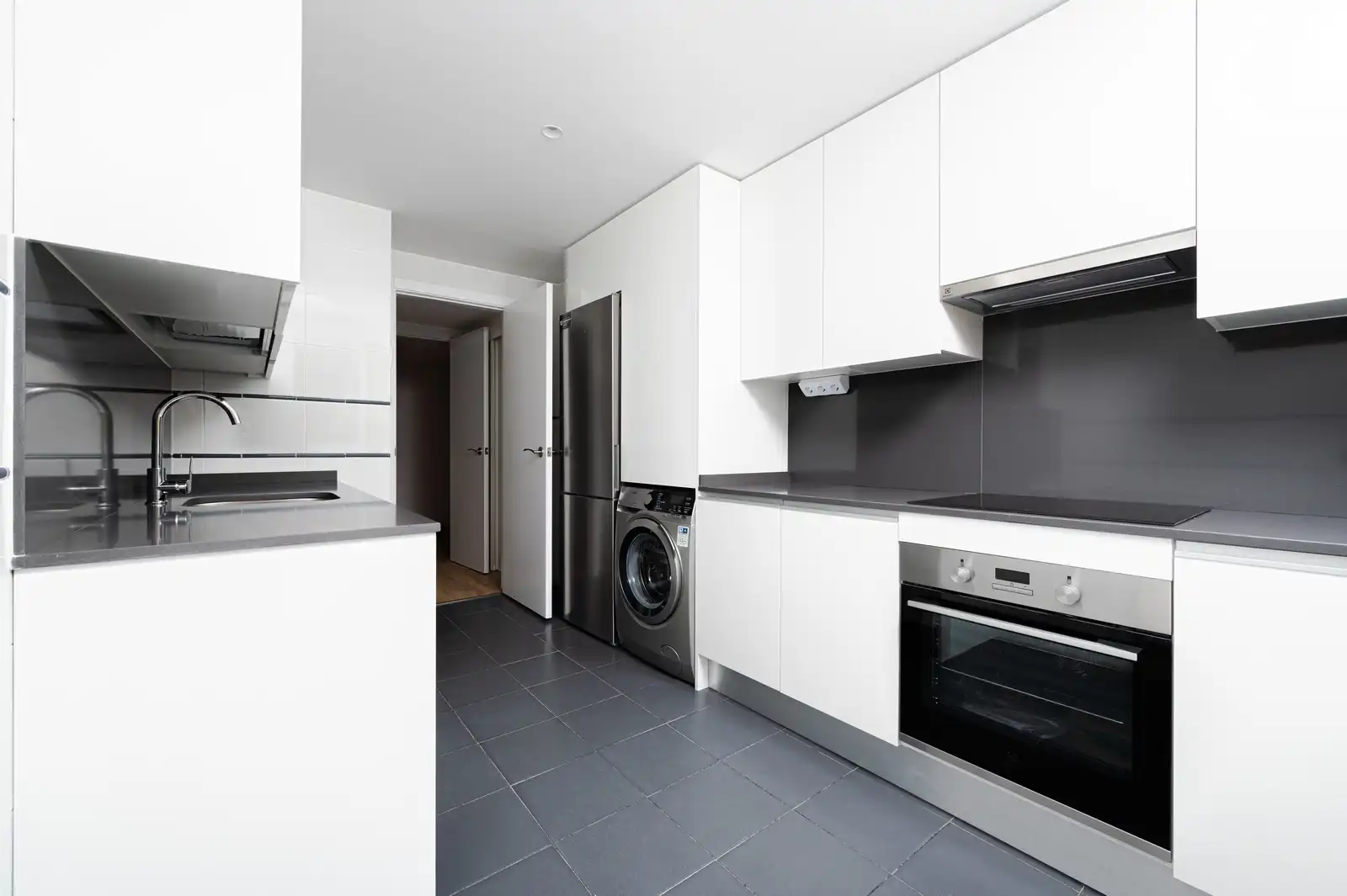Cocina de Piso de alquiler en Madrid con Trastero