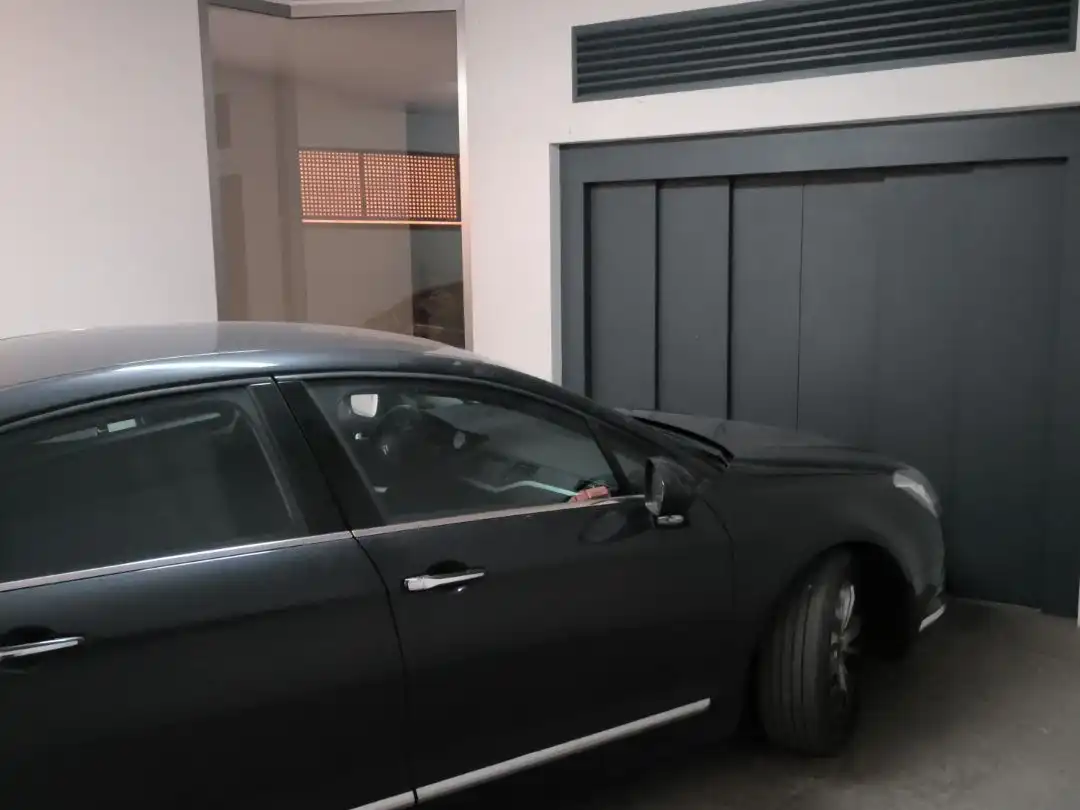 Parkplatz von Garage zum Verkauf in Villena