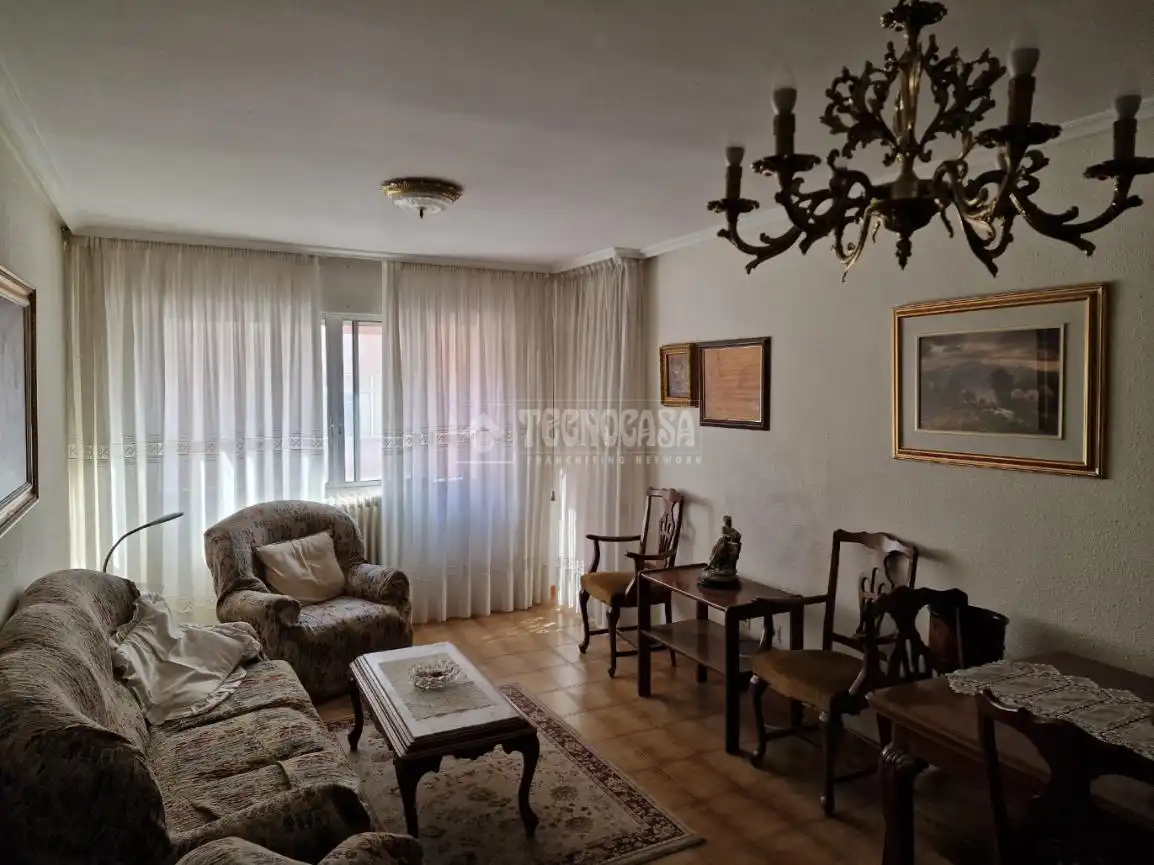Sala de estar de Piso en venta en Huesca con Calefacción y Trastero