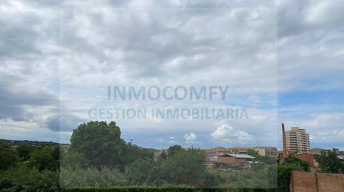 Foto 5 de Piso en venta en Calle Pedro, del, La Bisbal d'Empordà, Girona