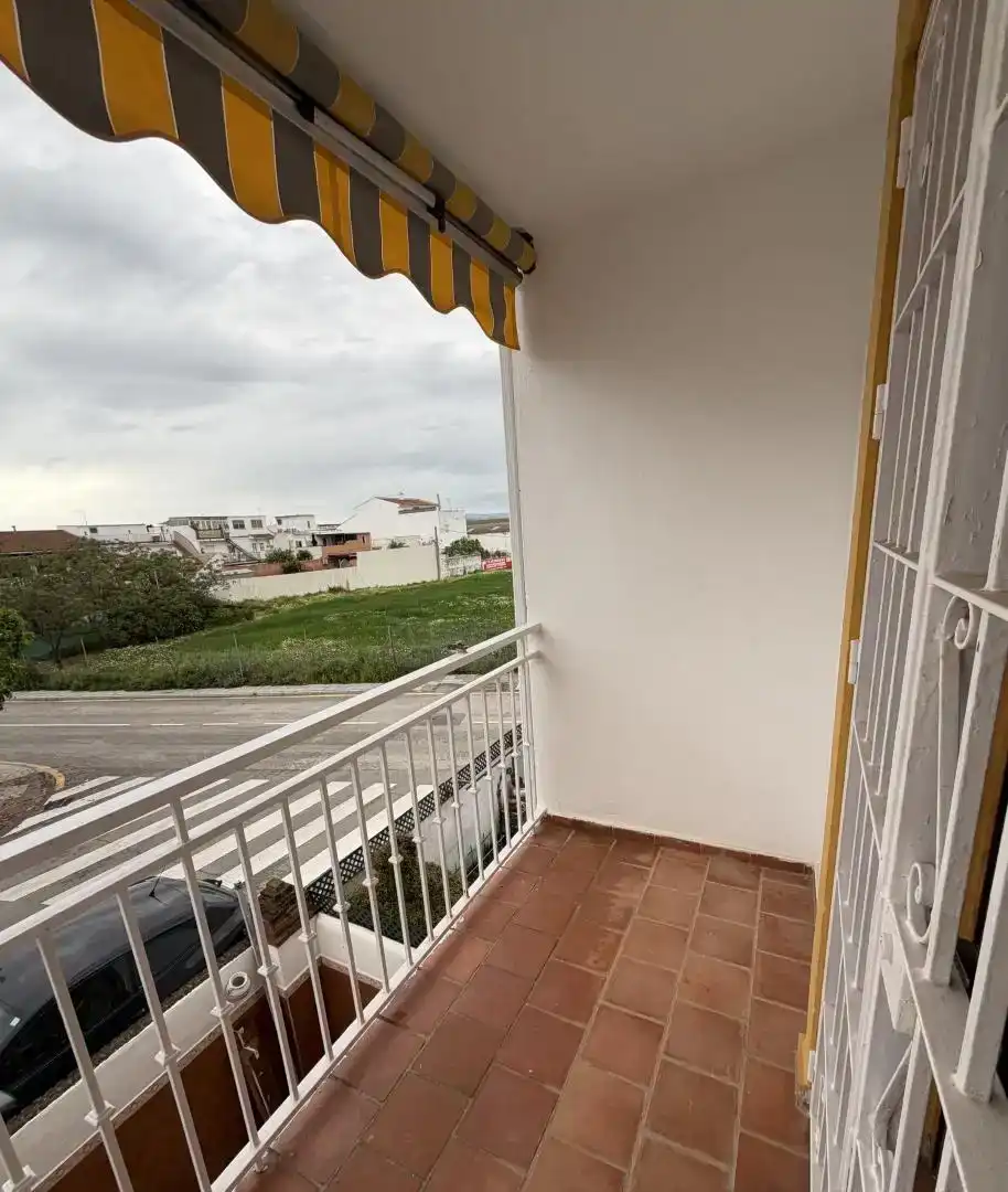 Terraza de Casa o chalet para compartir en Málaga con Aire acondicionado, Jardín privado y Piscina