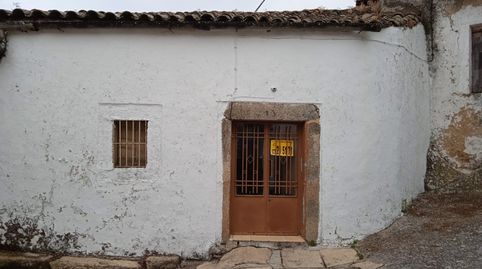 Casa con terreno en Montánchez