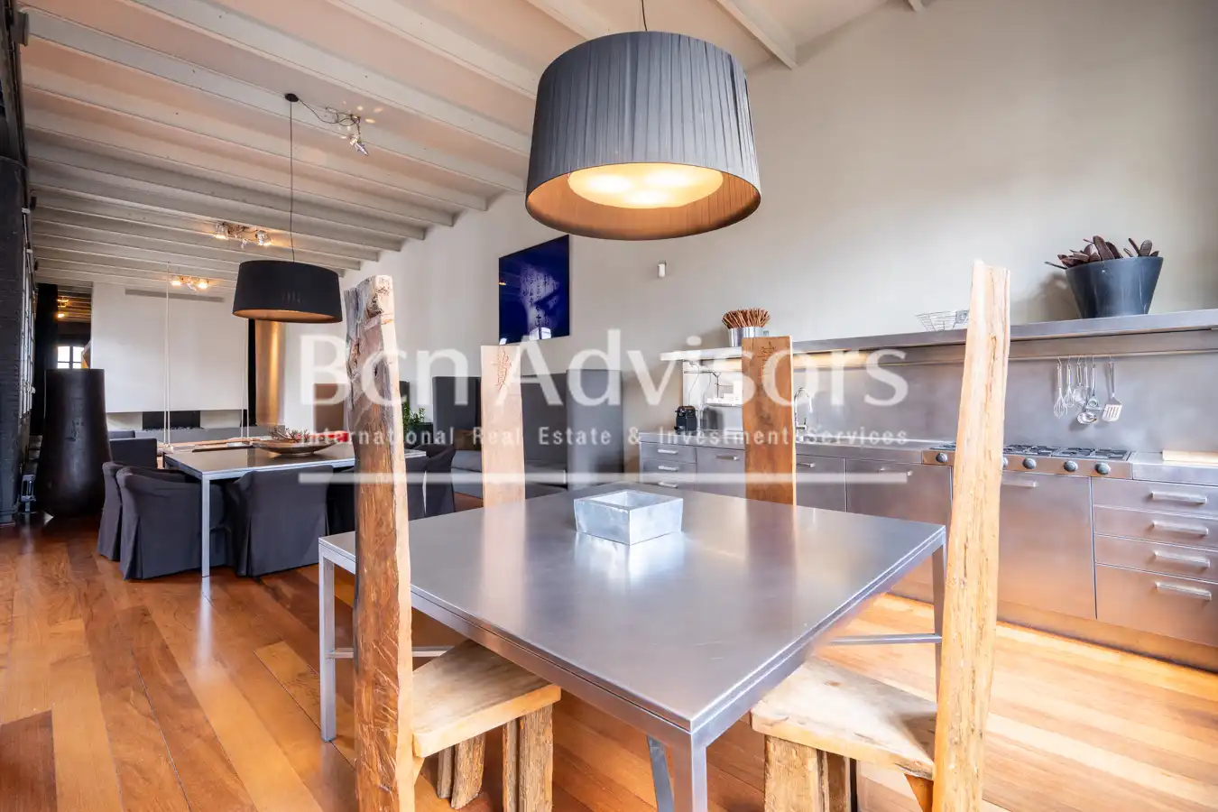 Esszimmer von Dachboden zur Miete in Barcelona mit Klimaanlage, Heizung und Terrasse