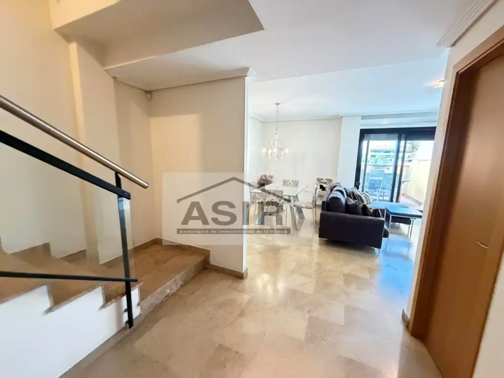 Living room of Flat for sale in Alzira  with Air Conditioner, Terrace and Swimming Pool