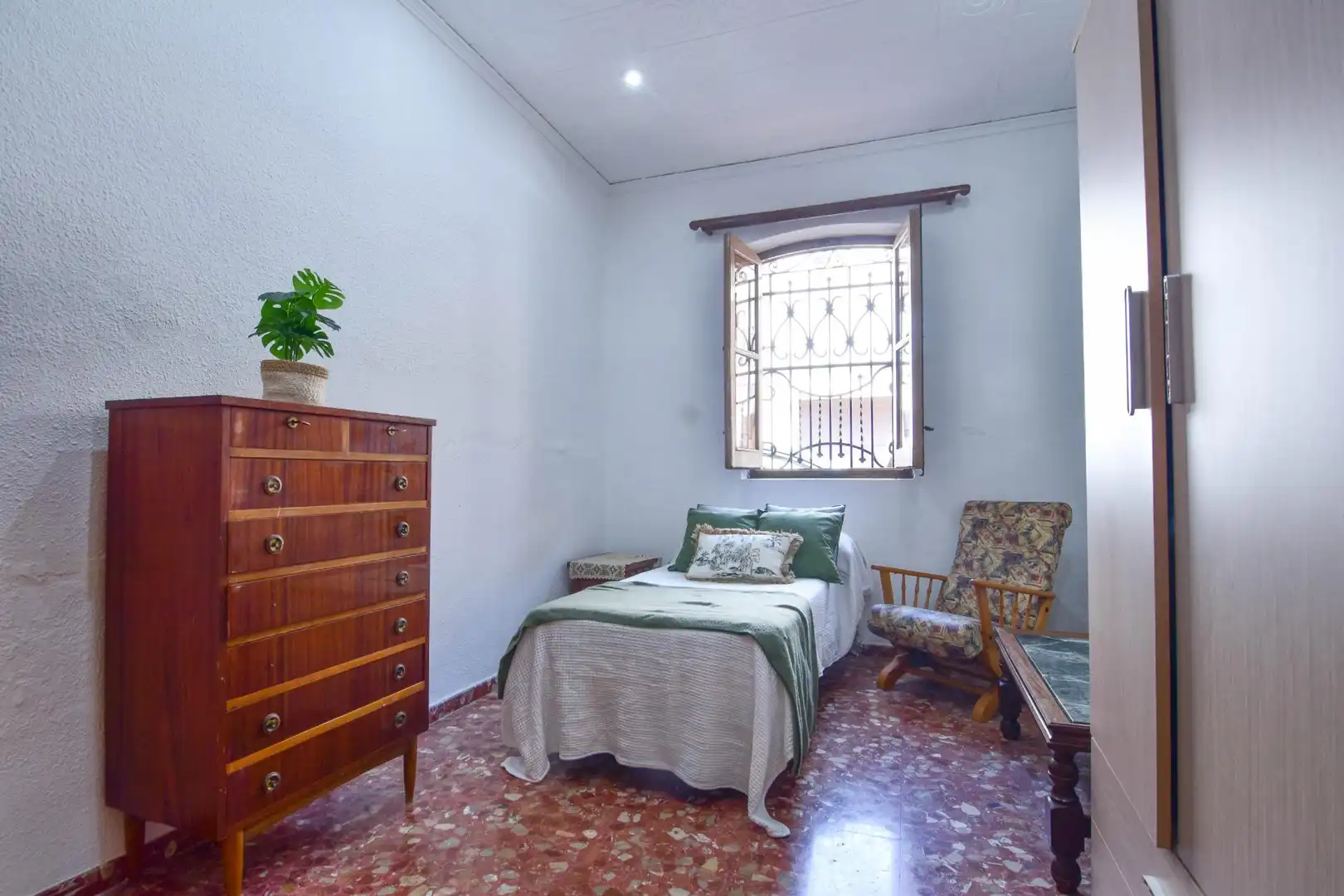 Dormitori de Casa o xalet de lloguer en Puçol amb Aire condicionat, Terrassa i Traster