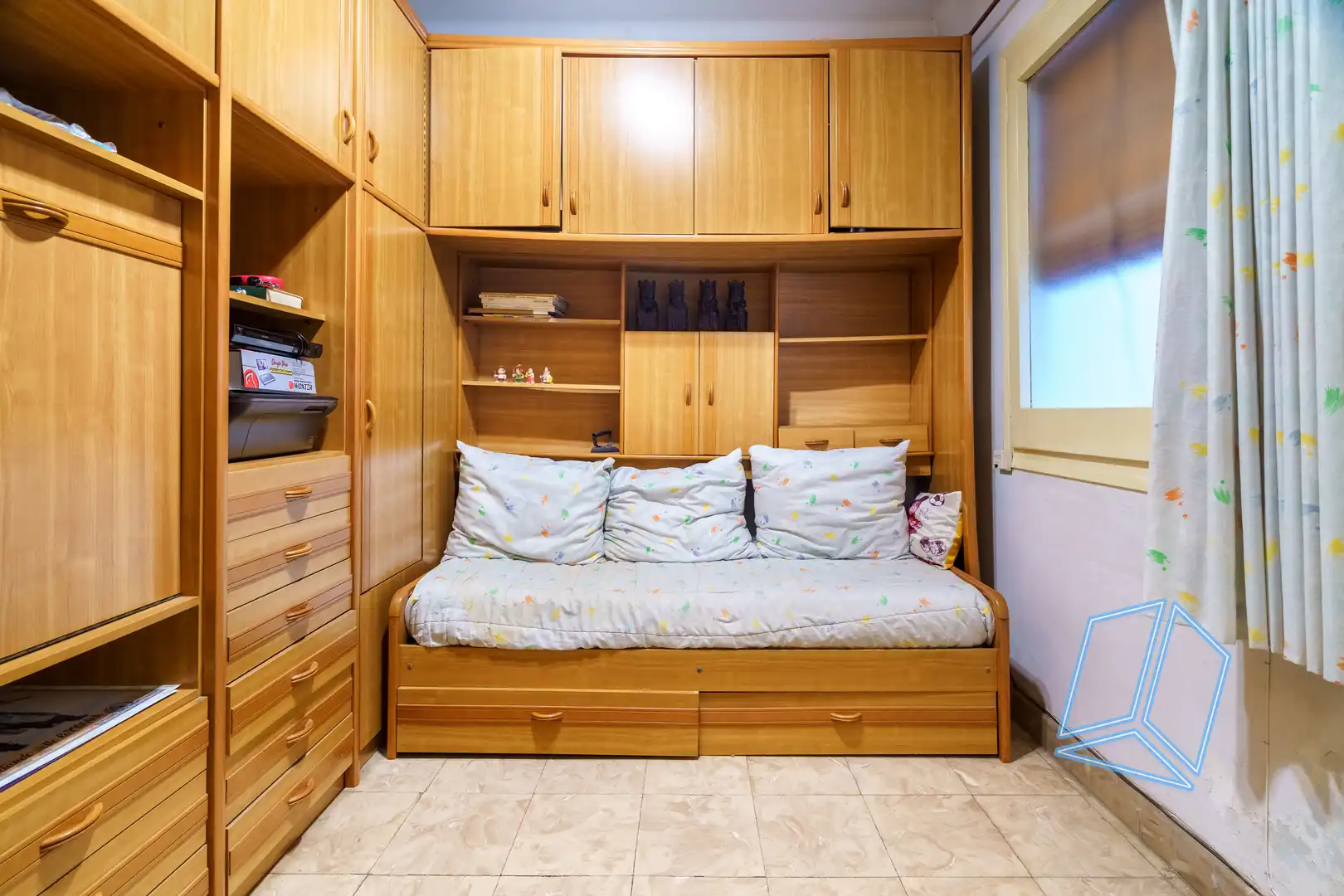 Habitación de Piso en venta en L'Hospitalet de Llobregat con Balcón