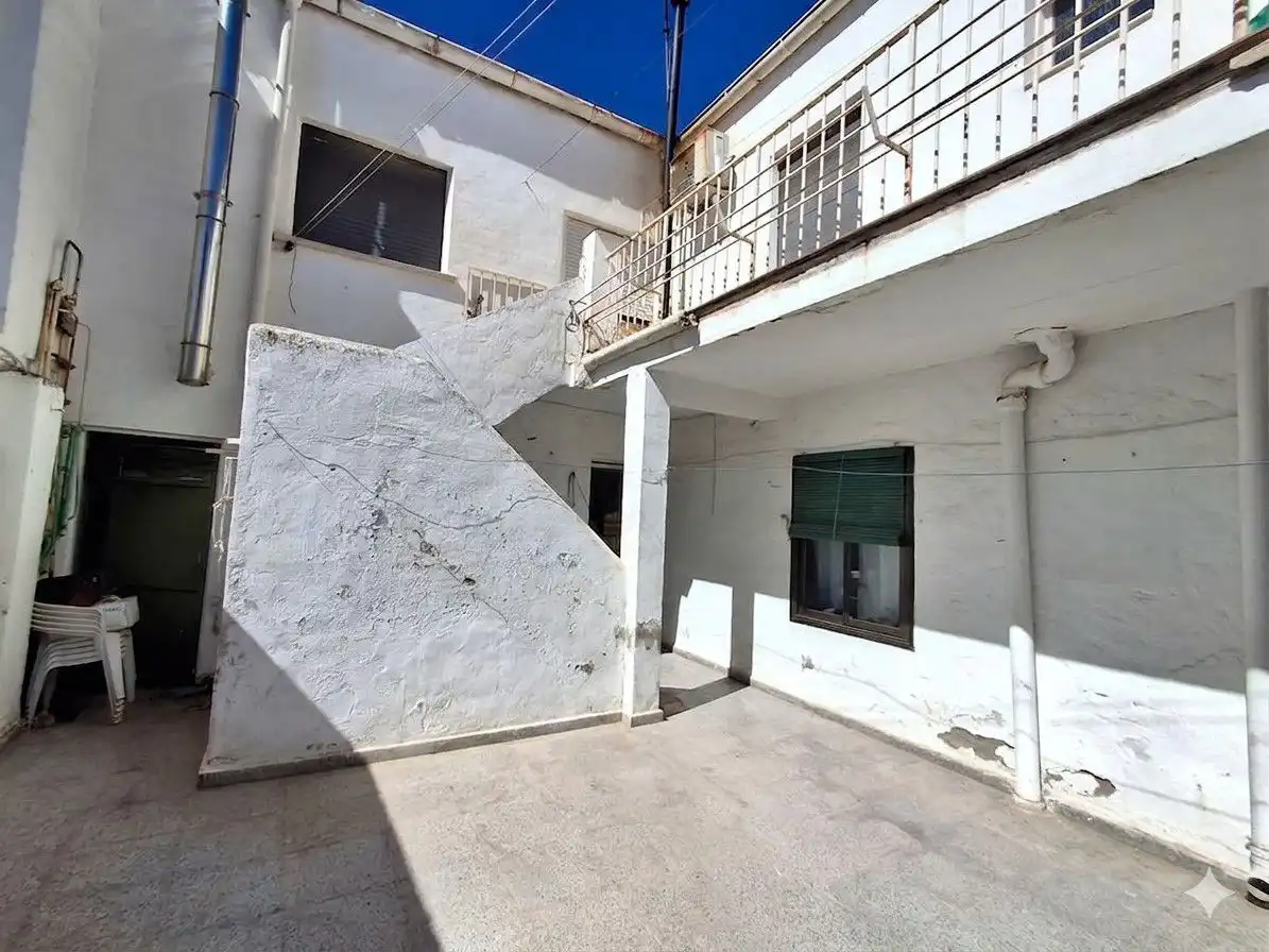 Exterior view of Houses for sale in La Roda  with Heating, Terrace and Storage room