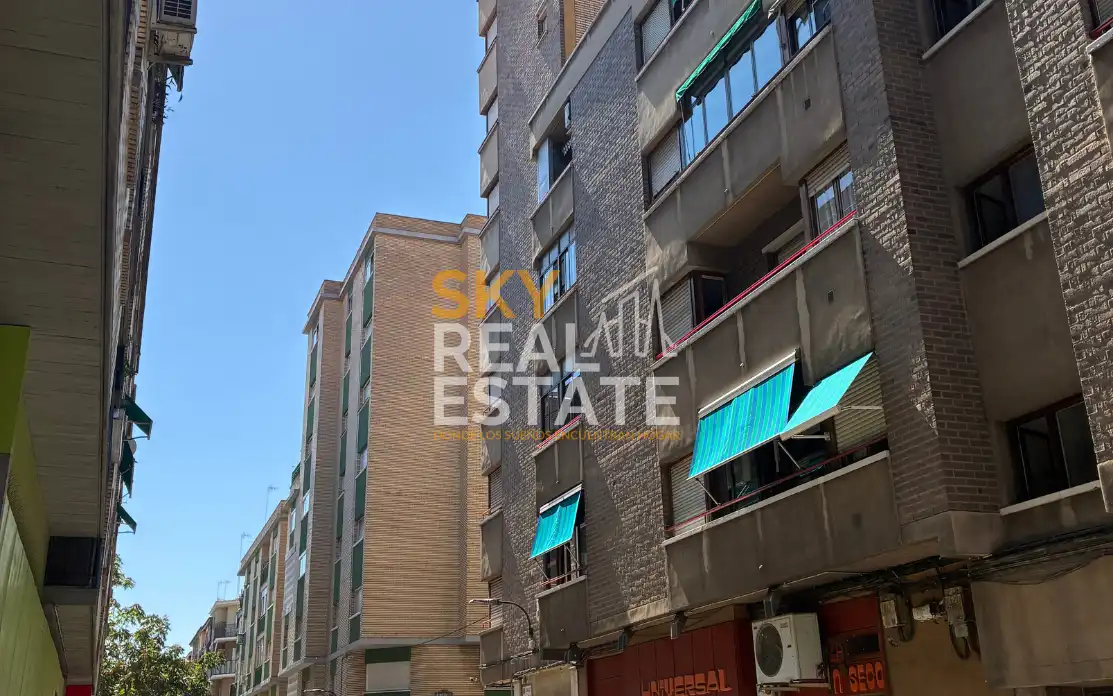 Piso con ascensor en venta en Calle Doctor Pérez Serrano, imagen 17