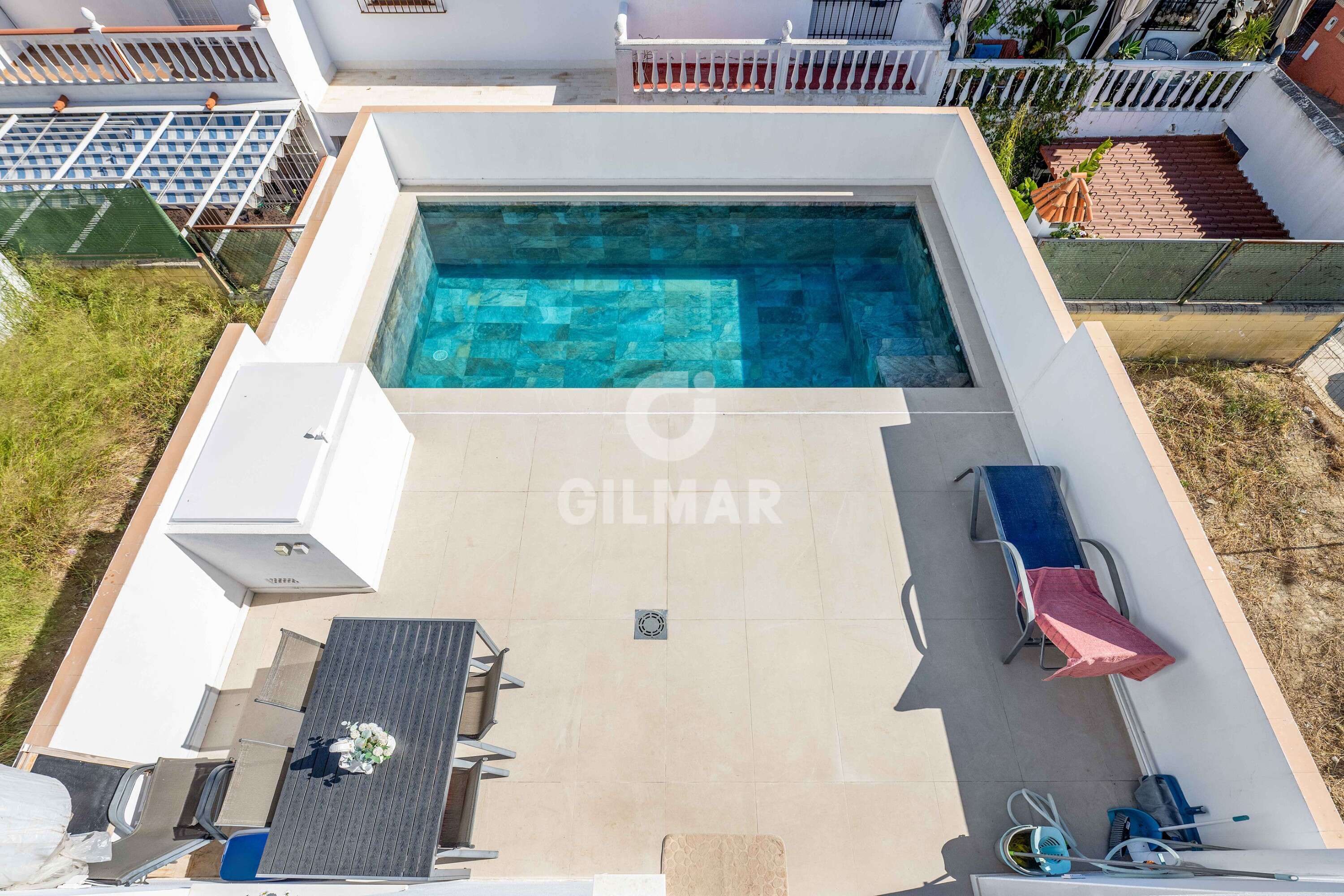 Swimming pool of Single-family semi-detached for sale in Chiclana de la Frontera  with Heating and Swimming Pool