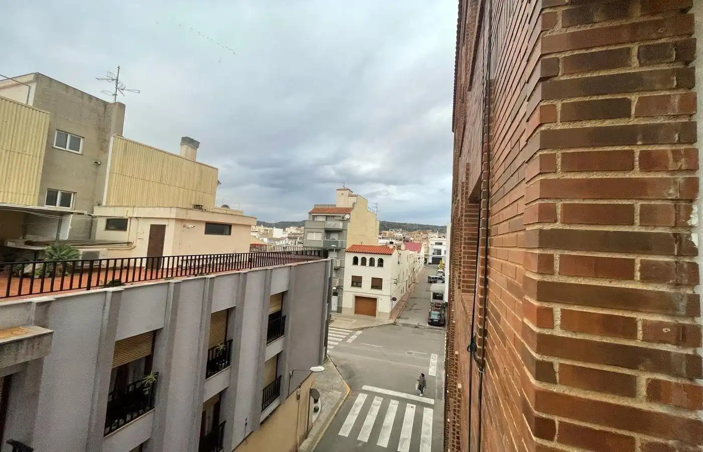 Vista exterior de Piso en venta en Alcanar con Parquet y Balcón