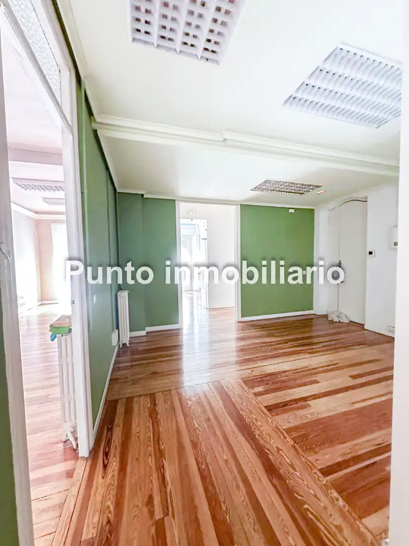 Office space with lift to rent in Calle Miguel Íscar 5, imagen 3