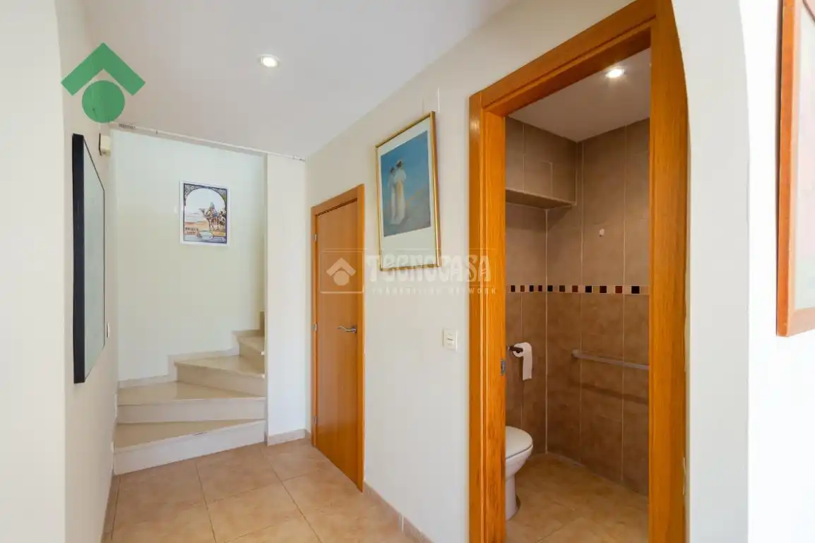 Casa adosada en venta en Almuñécar con Aire acondicionado, Terraza y Amueblado