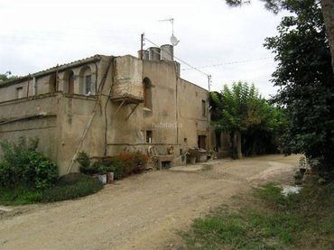 Landhaus mit Garten zum Verkauf in La Bisbal d'Empordà