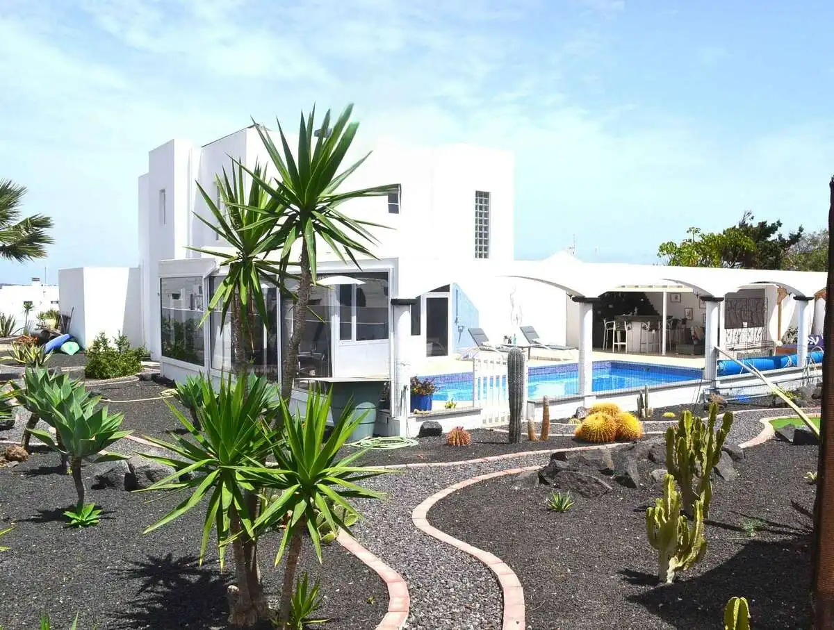Exterior view of Houses for sale in Tías  with Air Conditioner, Private garden and Terrace