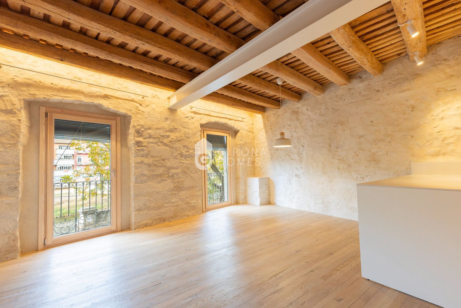 Living room of Attic to rent in Girona Capital  with Air Conditioner and Heating