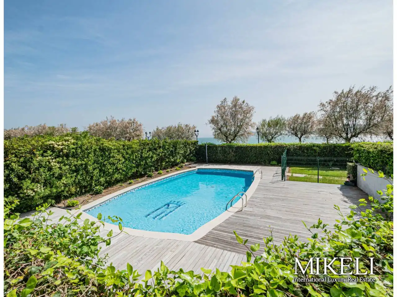 Piscina de Pis en venda en Santander amb Calefacció, Jardí privat i Terrassa