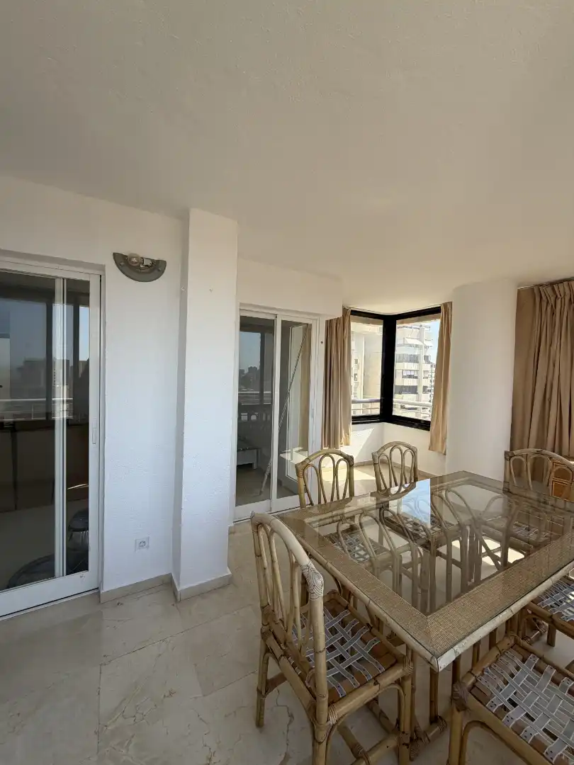 Esszimmer von Wohnungen zur Miete in Benidorm mit Klimaanlage, Möbliert und Ofen