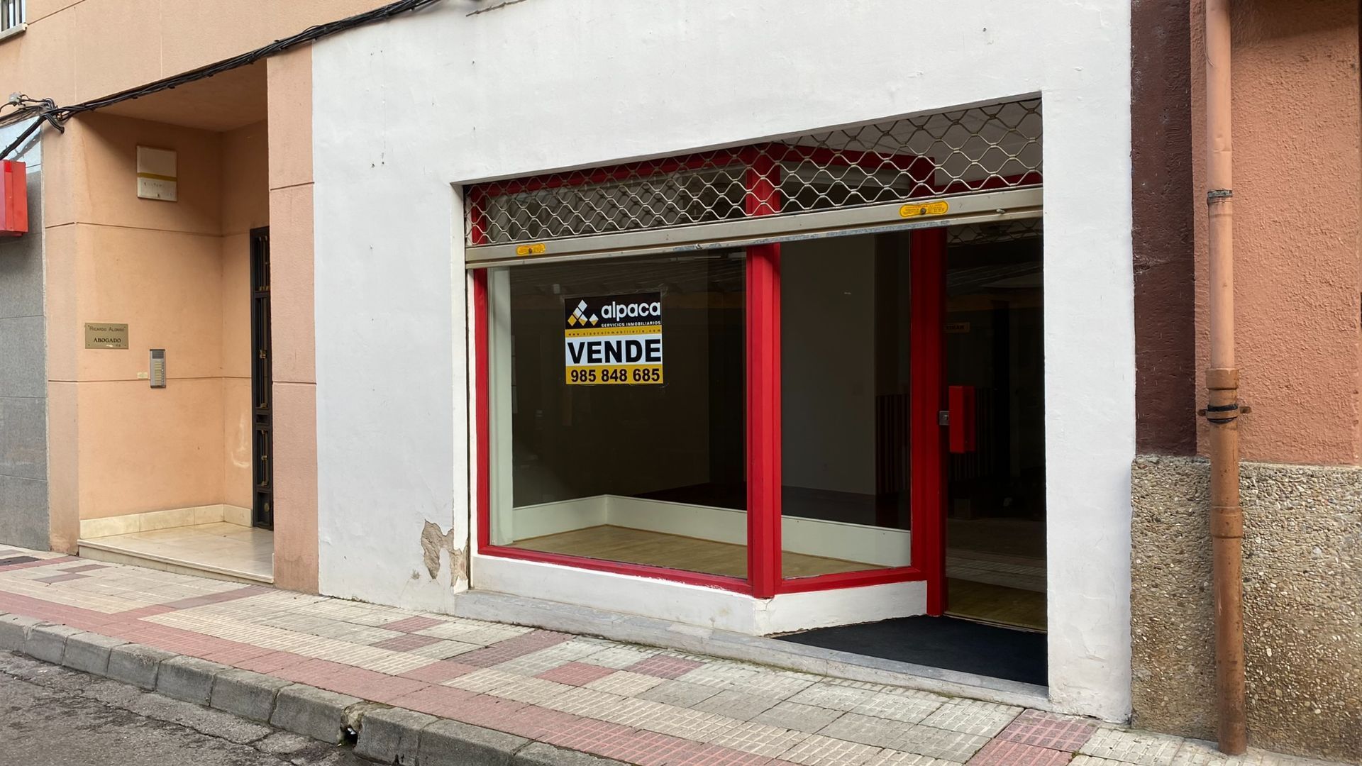 Premises for sale in Cangas de Onís