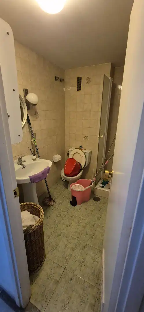 Baño de Piso en venta en Málaga con Terraza y Trastero