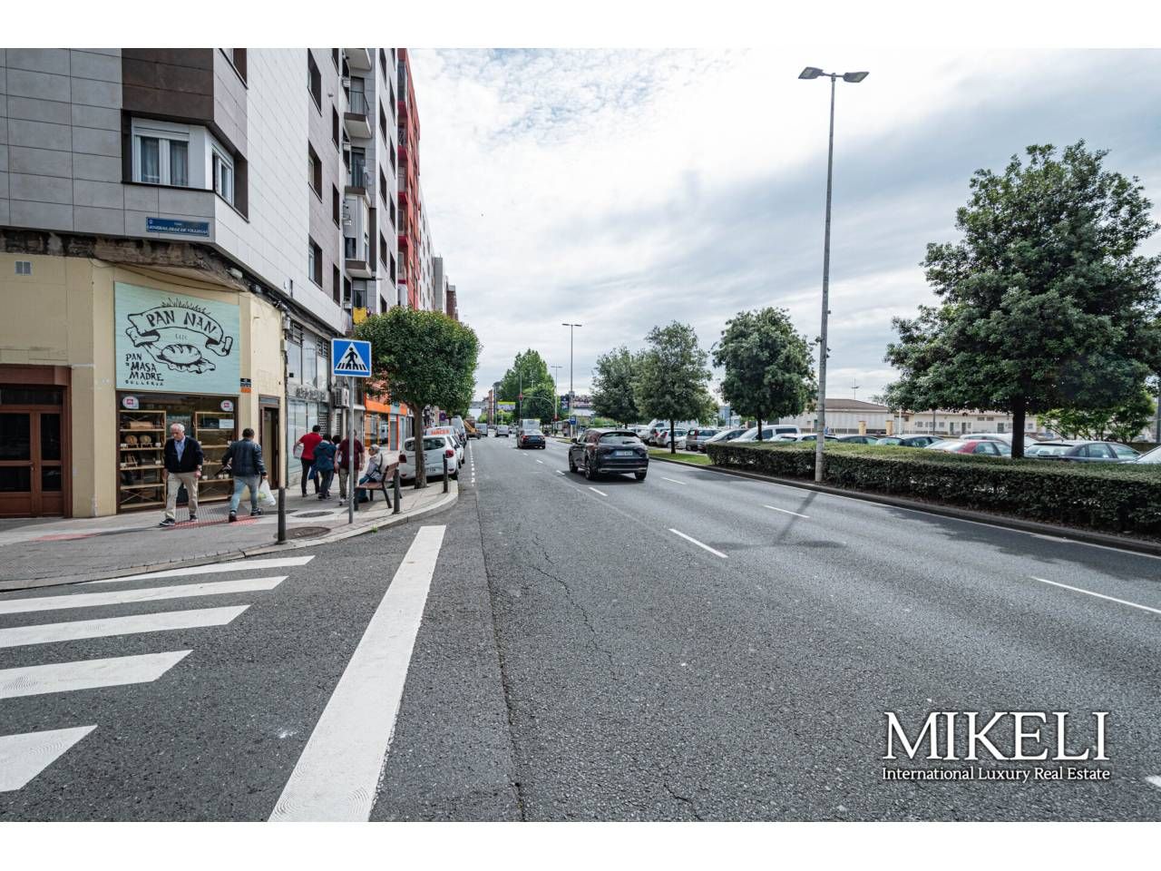 Vista exterior de Local de alquiler en Santander