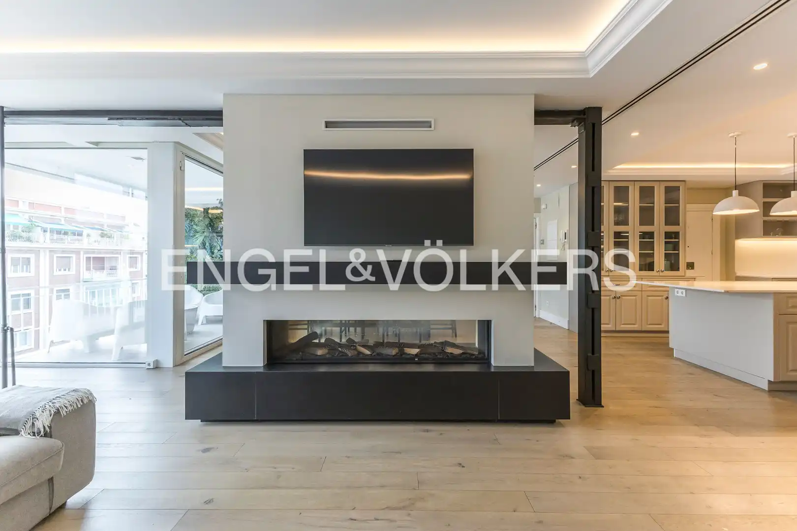 Flat with terrace to rent in Diego de León, imagen 6