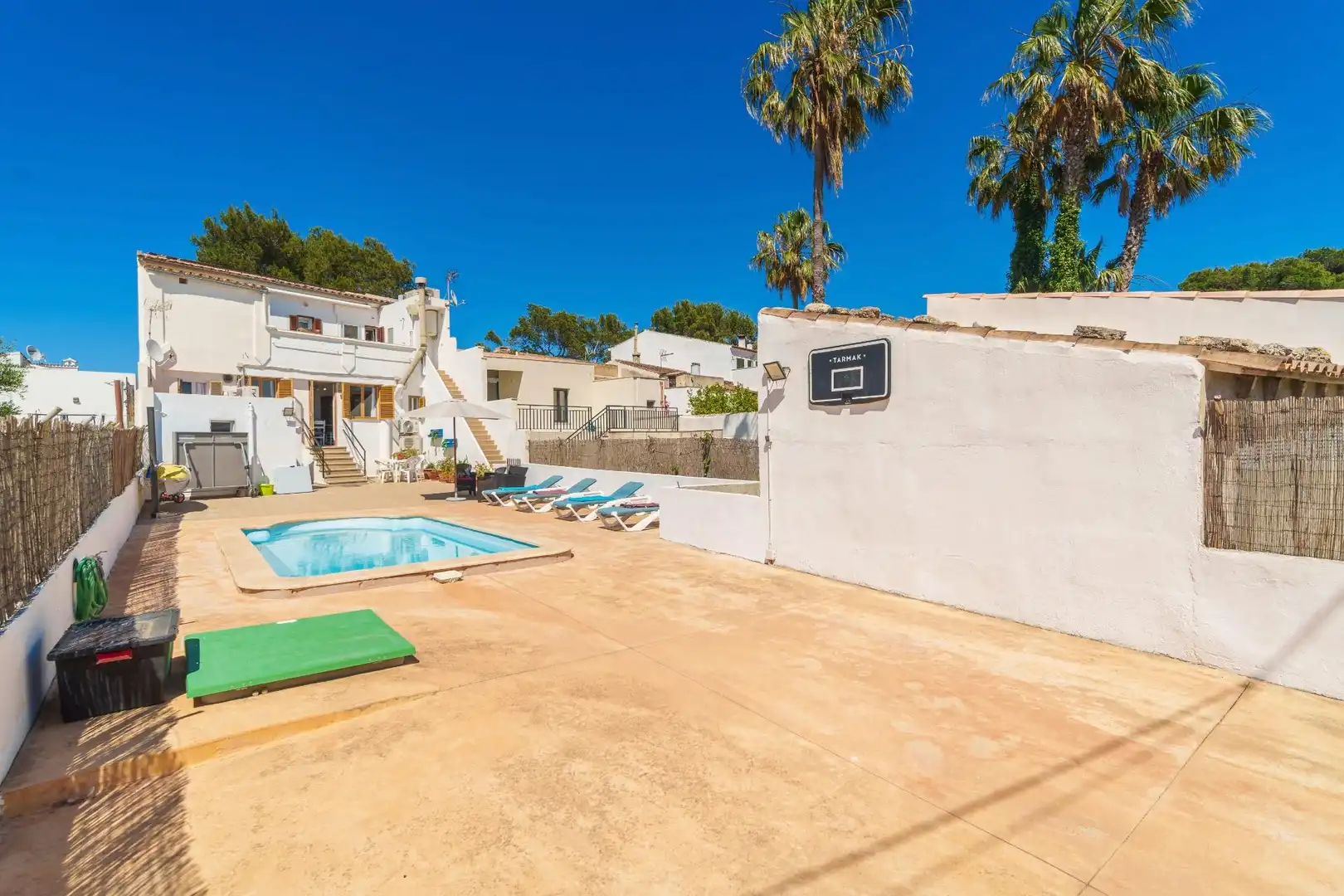 Houses for sale in Carretera Port Pollença, Bacarés - Manresa - Bonaire