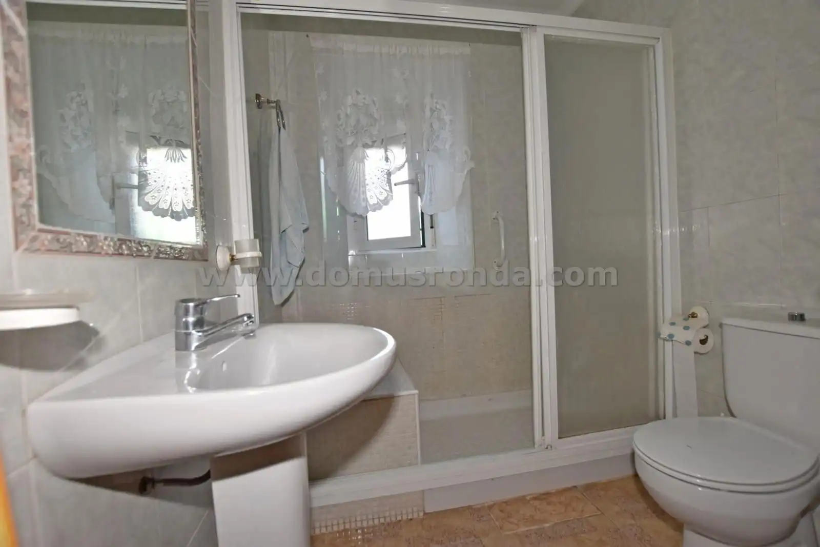 Terraced house with terrace for sale in Setenil de las Bodegas, imagen 12