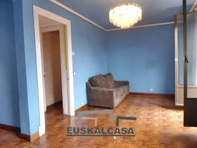 Bedroom of Flat for sale in Bilbao   with Heating and Balcony