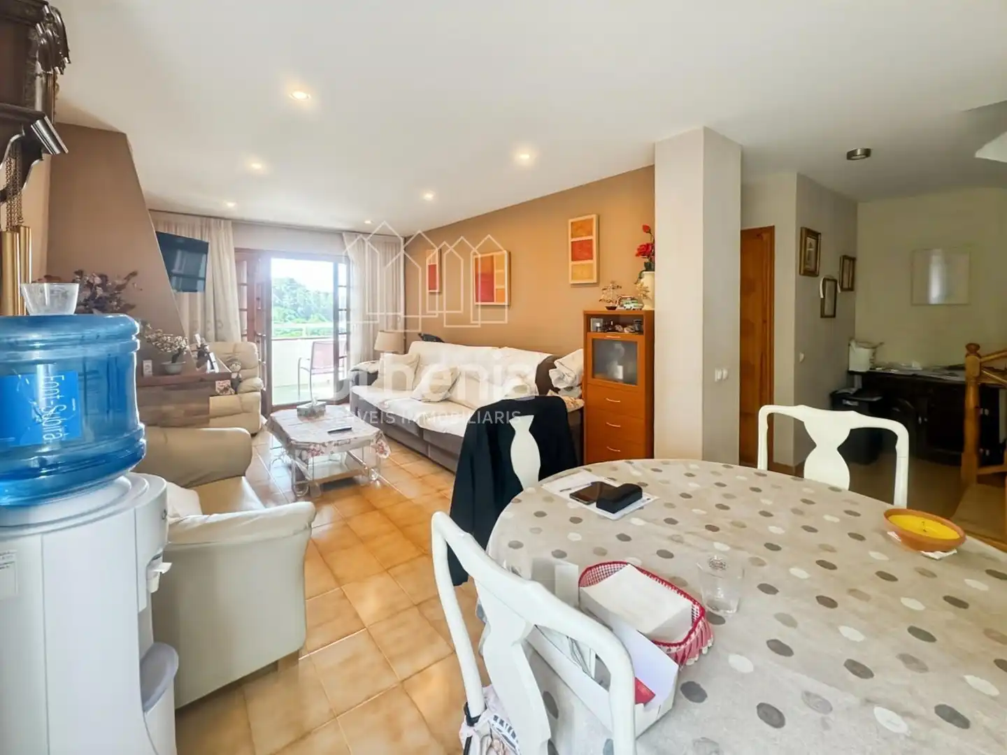 Sala d'estar de Casa o xalet en venda en Sant Iscle de Vallalta amb Aire condicionat, Calefacció i Terrassa