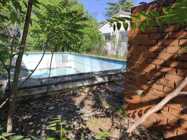 Casa-chalet en Venta en Calle Madrid, 39 en Yuncler