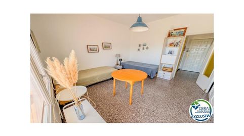 Foto 2 de Estudio en venta en Calle de L'alhambra, 47, Nord, Roses