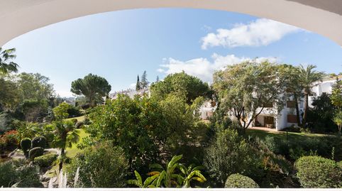 Foto 3 de Apartamento en venta en Los Naranjos, Marbella