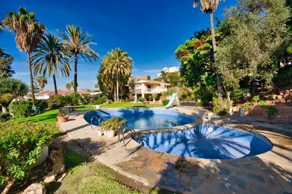 Piscina de Casa o chalet en venta en Rincón de la Victoria con Aire acondicionado, Calefacción y Jardín privado
