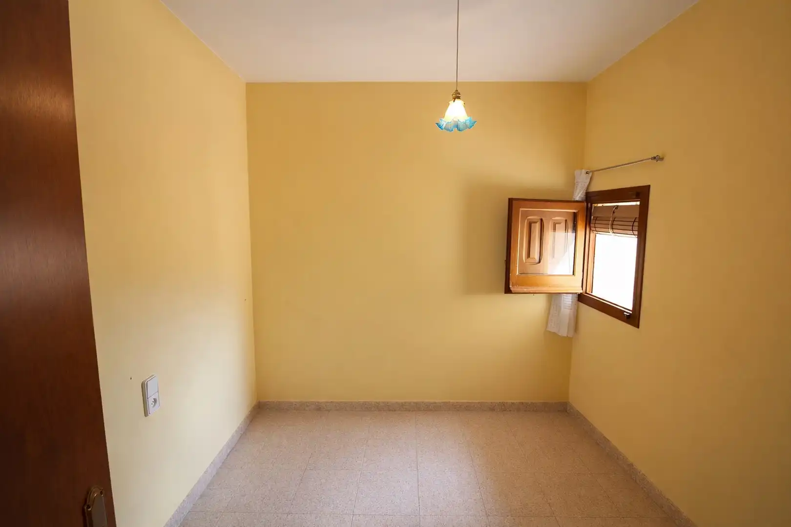 Houses for sale in Vilamaniscle  with Terrace and Furnished